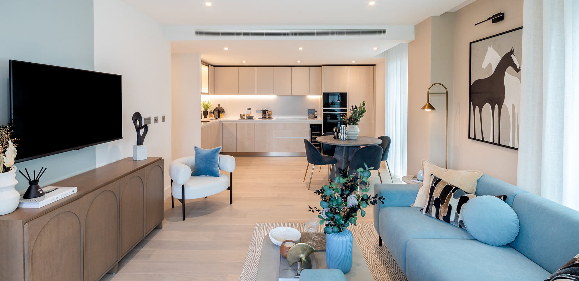 prince-of-wales-drive_interiors_living-dining-kitchen-1_29-11-2024.ashx